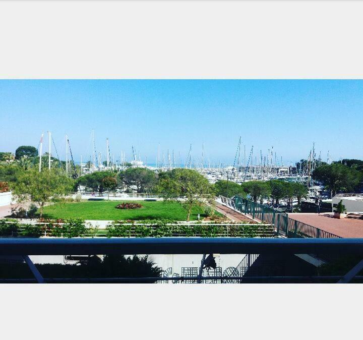 Ducal, Marina Baie Des Anges Apartment วิลล์เนิฟ-ลูเบ ภายนอก รูปภาพ